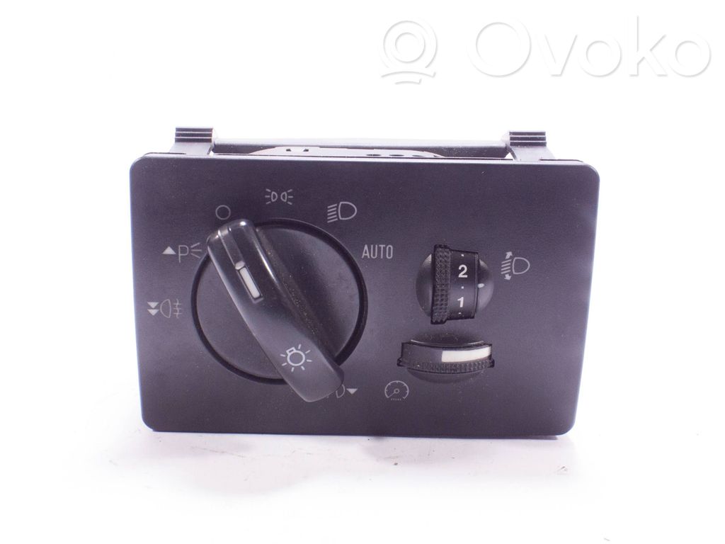 Ford Focus Light switch 