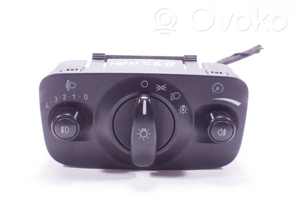 Ford Mondeo MK IV Light switch 