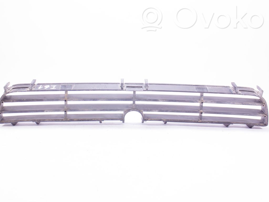Saab 9-5 Front bumper lower grill 