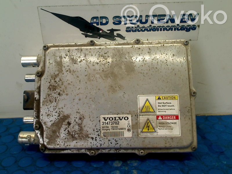 Volvo XC90 Voltage converter inverter 