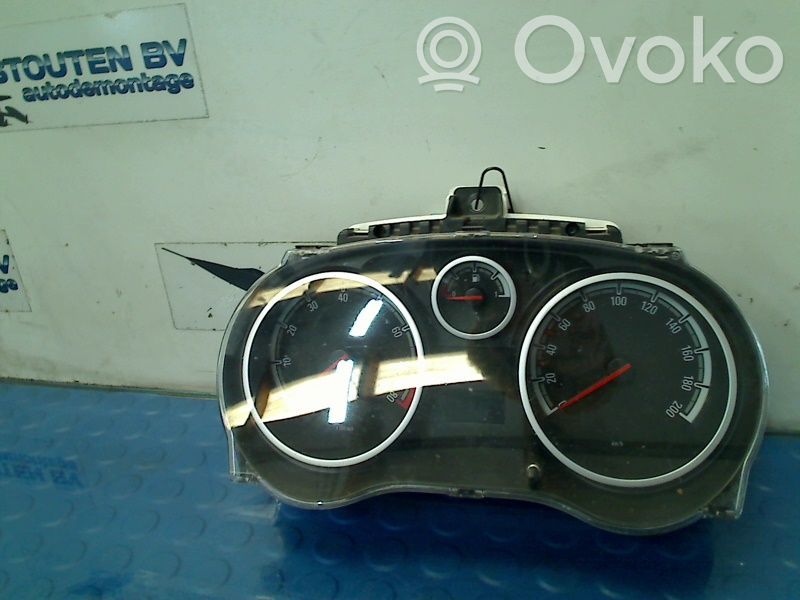 Opel Corsa D Licznik / Prędkościomierz 