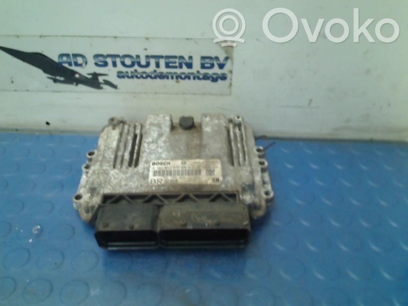 Opel Astra H Unitate/modul de control motor