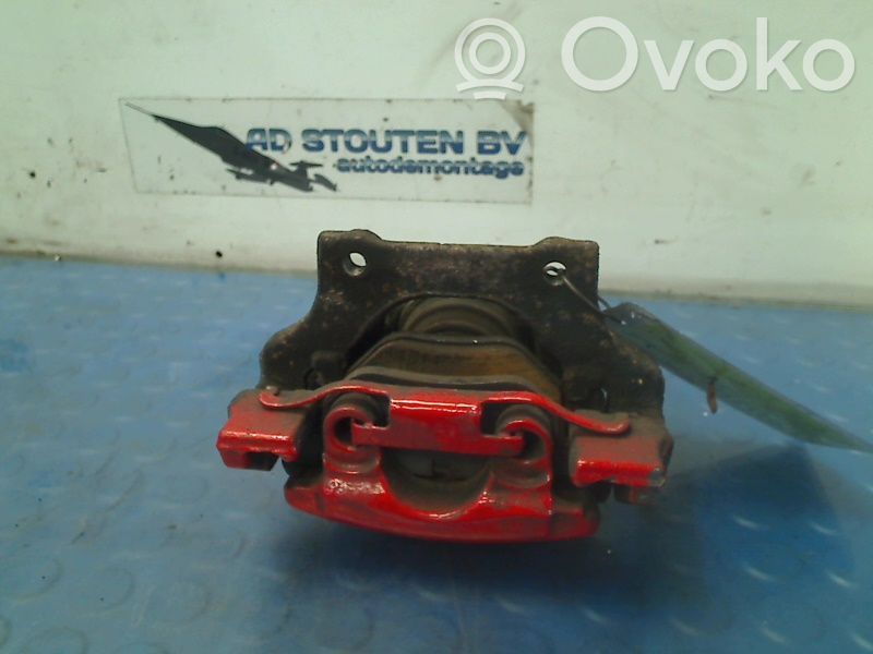 Caliper de freno delantero