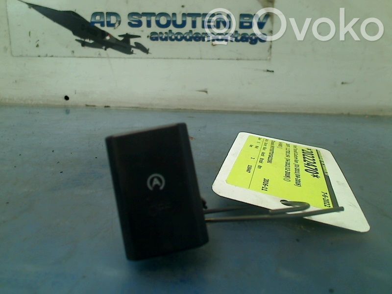 Interruttore a pulsante start e stop motore