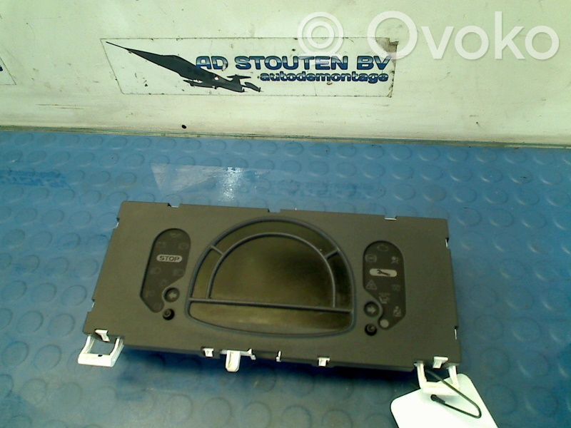 Renault Modus Speedometer (instrument cluster) 