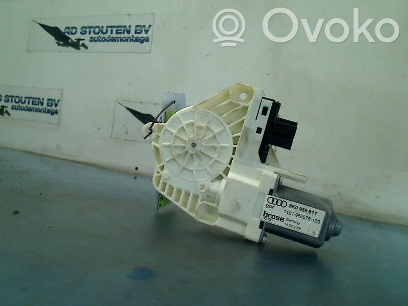 Audi A4 S4 B8 8K Silniczek podnoszenia szyby drzwi tylnych 