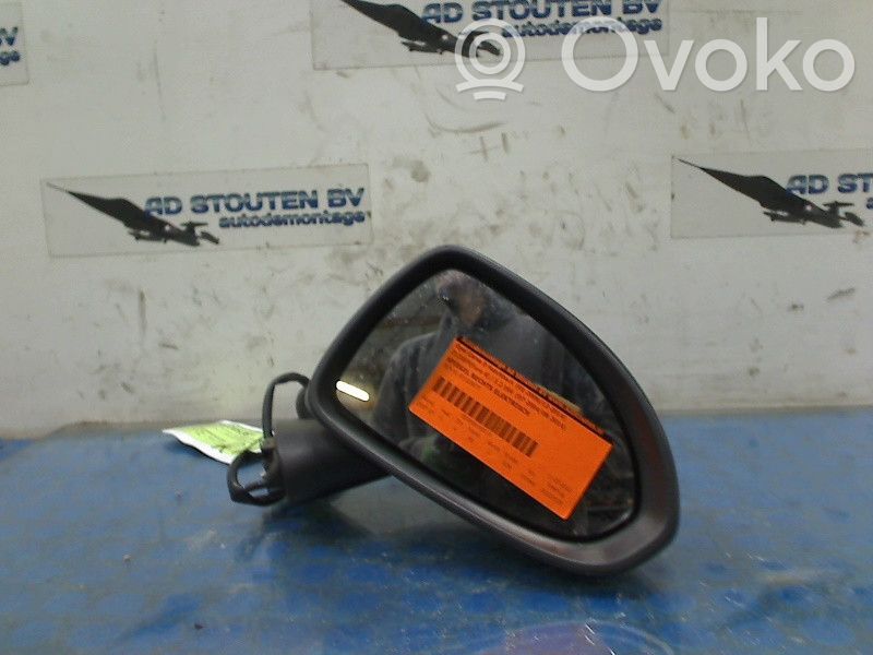 Opel Corsa D Oglindă electrică ușă față 
