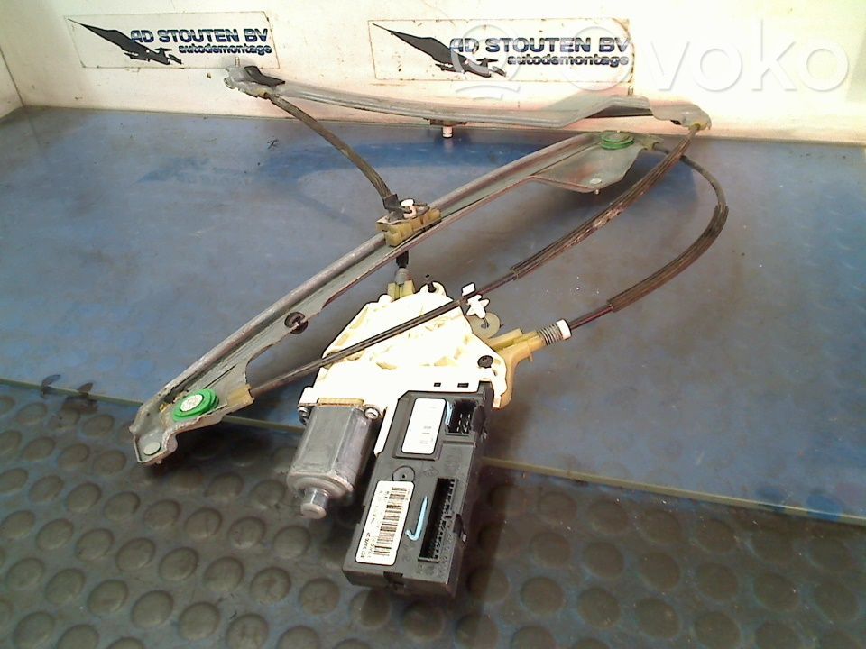 Renault Laguna III Macara geam față fără motor 
