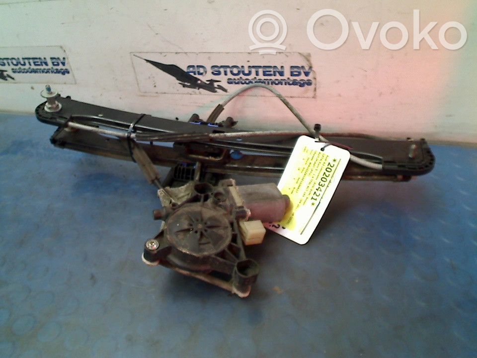 Audi A3 S3 8V Mechanizm podnoszenia szyby przedniej bez silnika