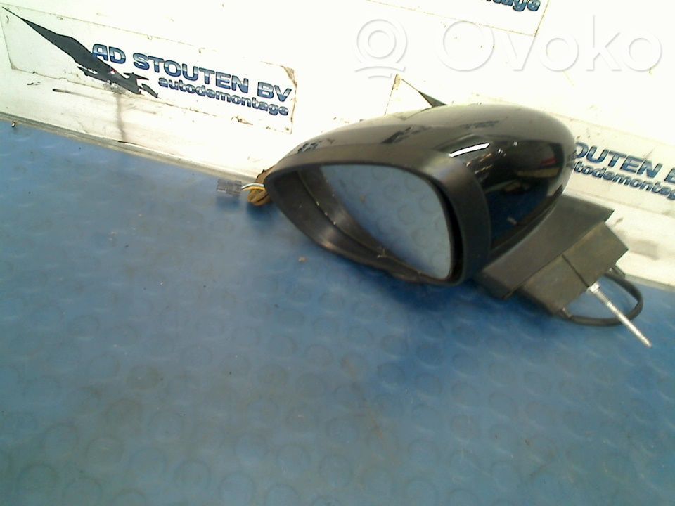 Citroen C3 Front door electric wing mirror 
