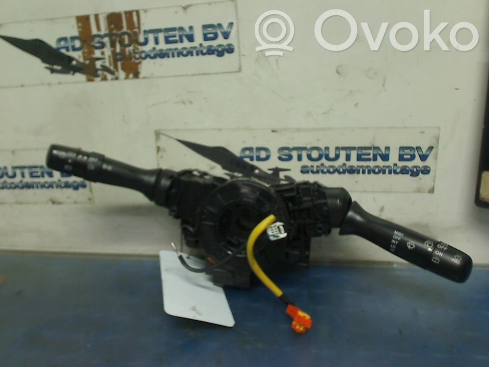 Peugeot 107 Pulsanti/interruttori sul volante 
