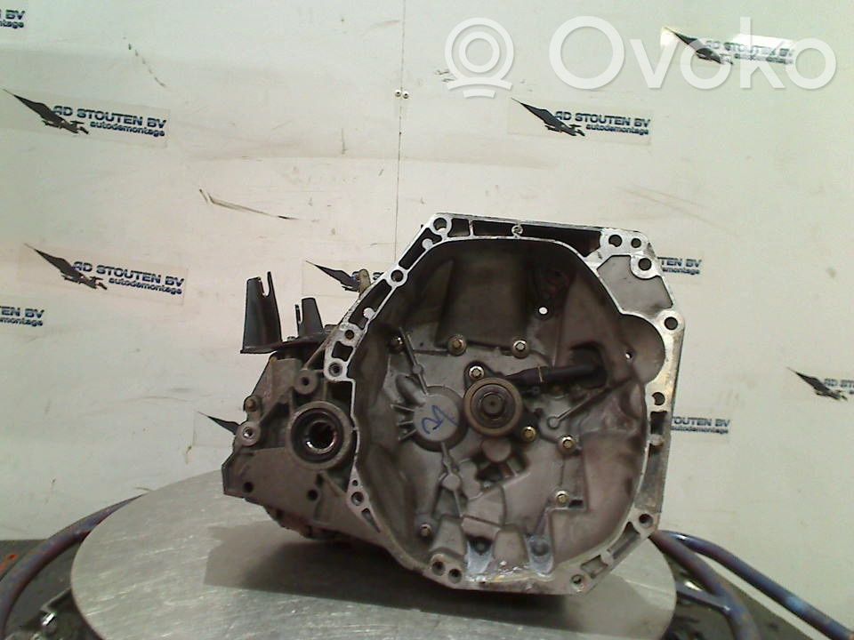 Nissan Note (E11) Scatola del cambio manuale a 5 velocità 