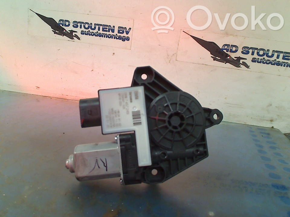 BMW 5 G30 G31 G38 Motorino alzacristalli della portiera anteriore 