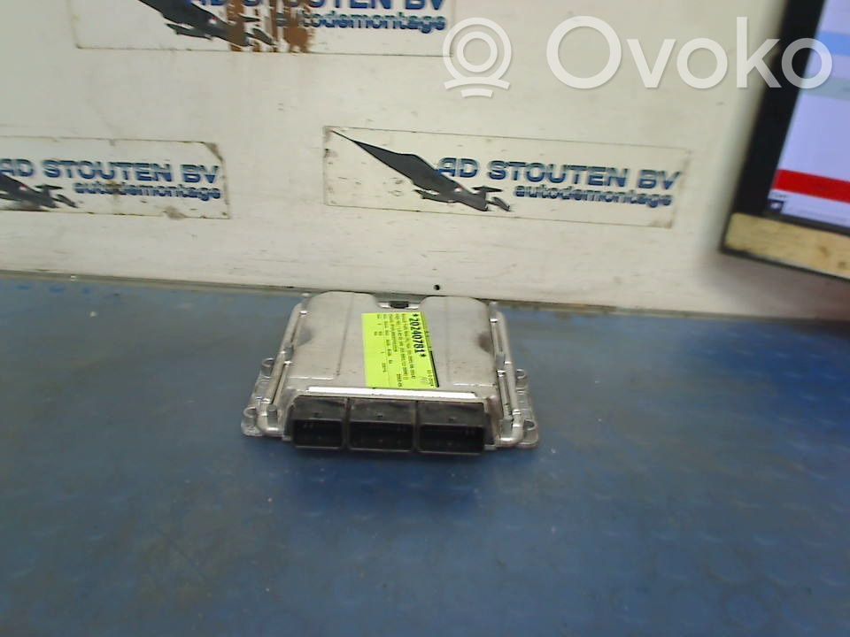 Renault Trafic II (X83) Unitate/modul de control motor 