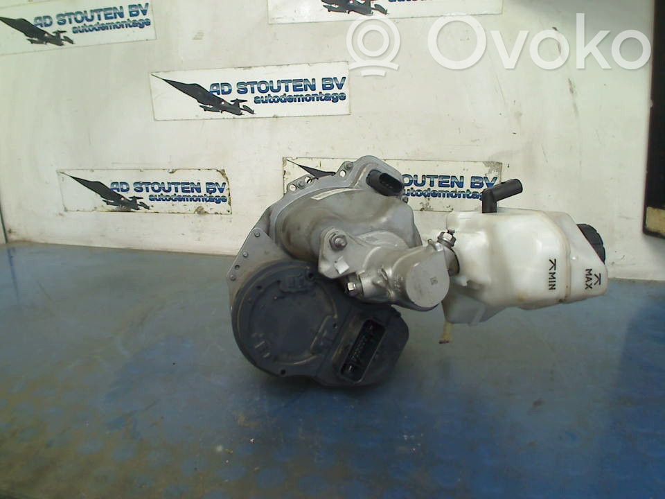 Audi A3 8Y Servofreno