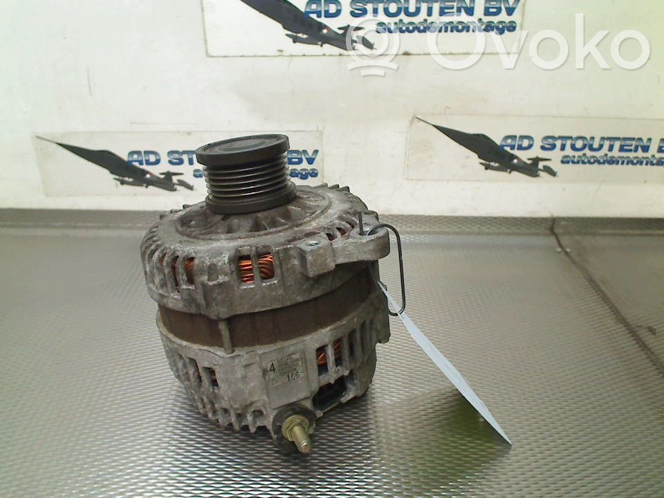 Nissan X-Trail T30 Alternador 