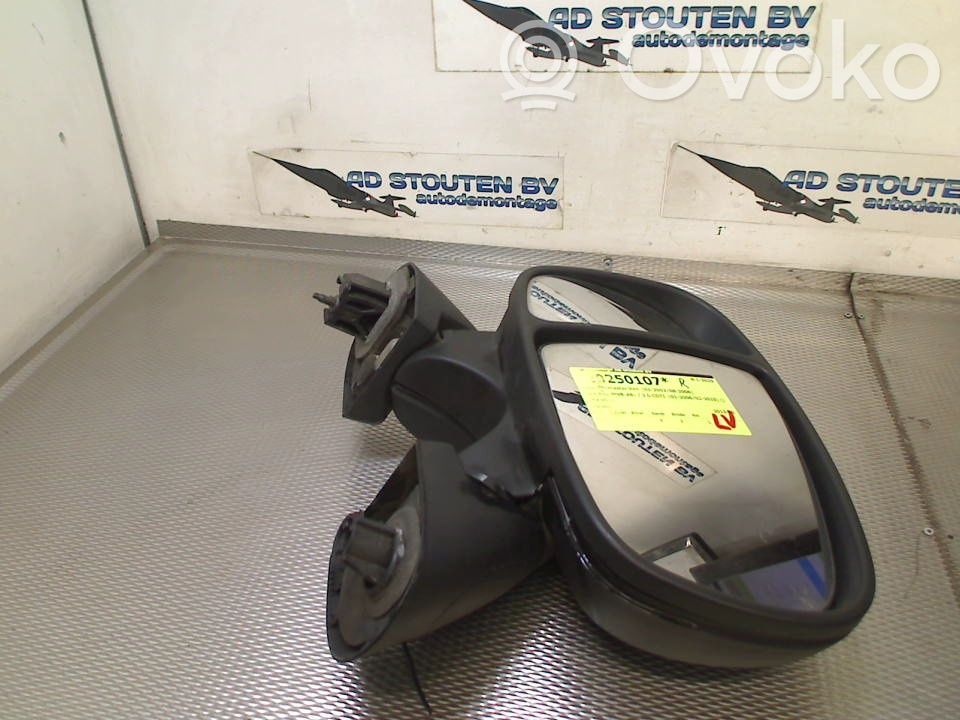 Nissan Primastar Specchietto retrovisore elettrico portiera anteriore