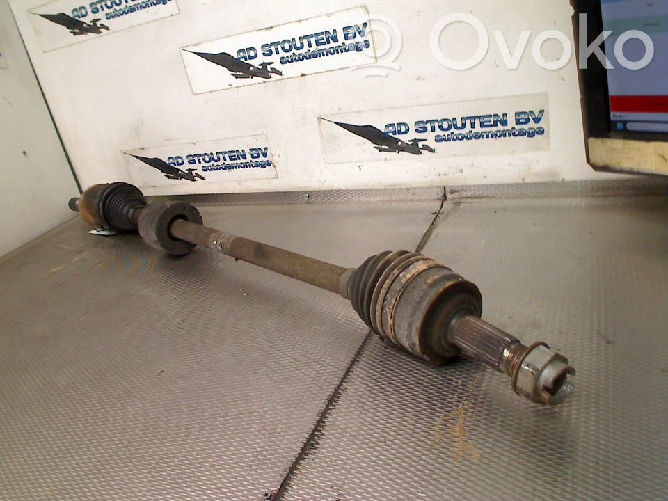 Eje de transmisión delantero   EBJ82MB1102,EBJ82MB1102
