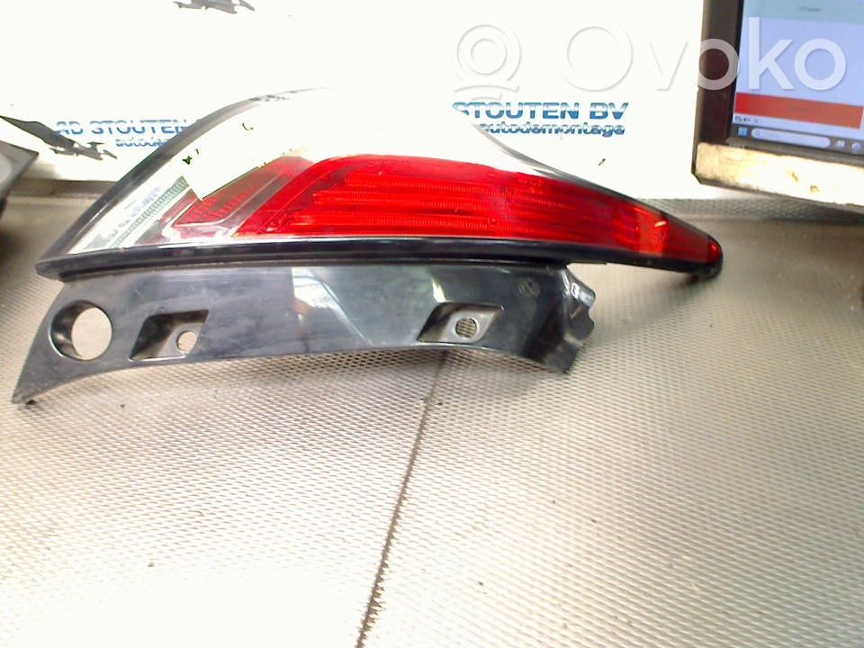 Rear/tail lights   E246038,E246038,E246038