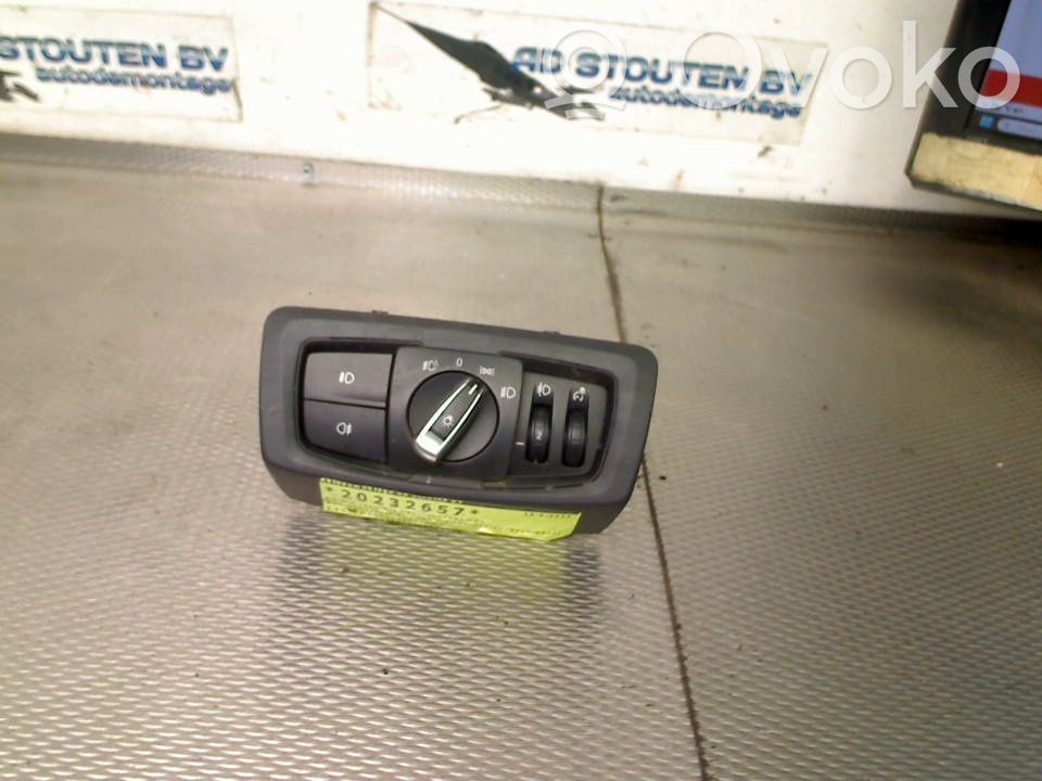 Interruptor de luz   939020401,939020401,939020401