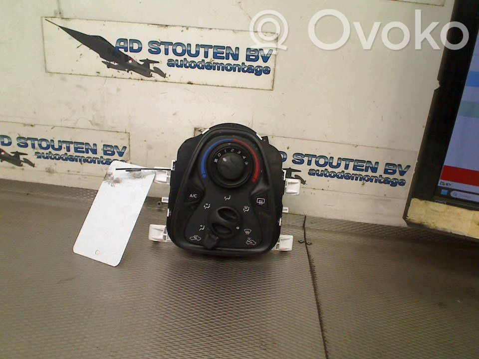 Citroen C1 Climate control unit 