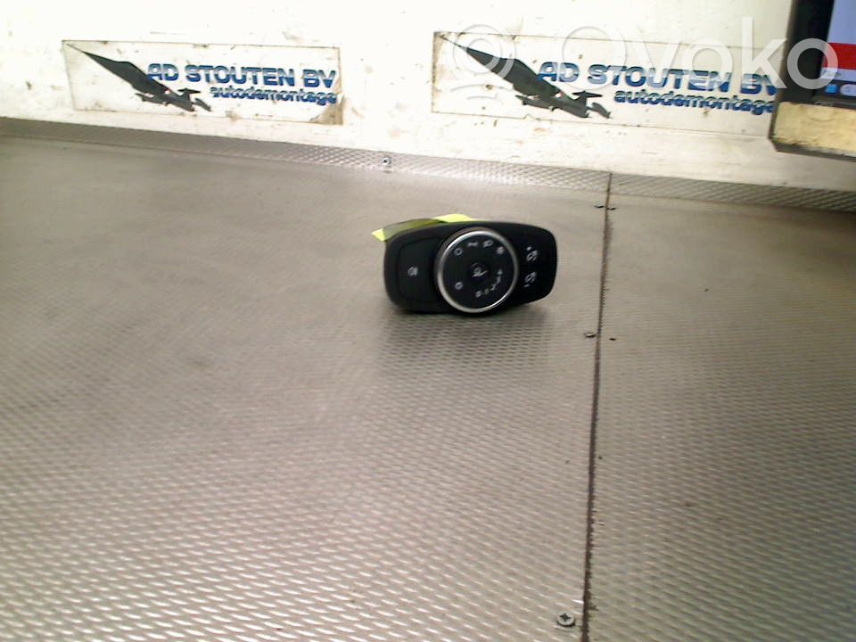 Ford Fiesta Interruptor de luz