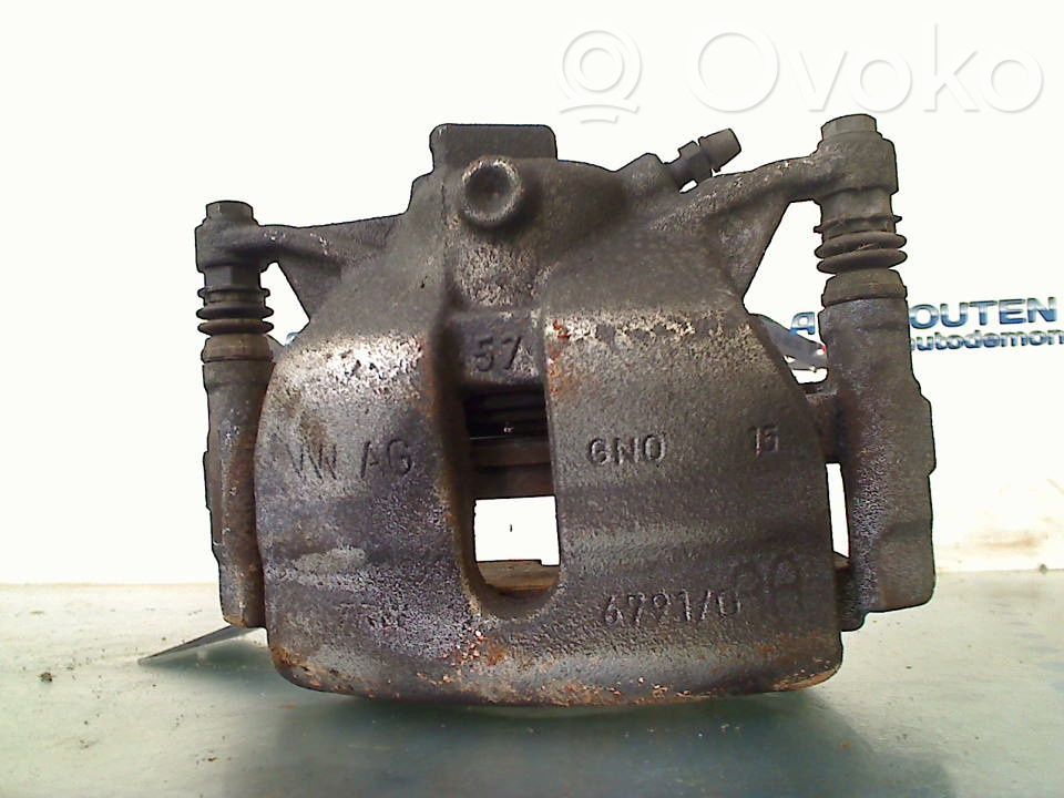 Caliper de freno delantero
