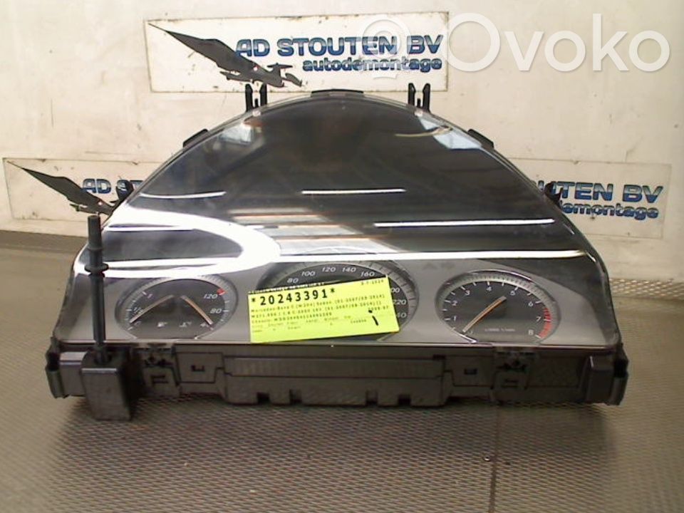 Mercedes-Benz C W204 Tachimetro (quadro strumenti)