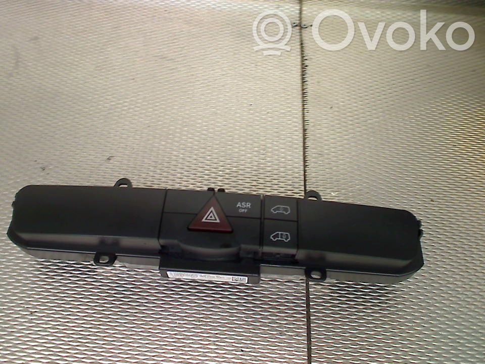 Comutator lumini pericol   5802381101,5802381101,5802381101