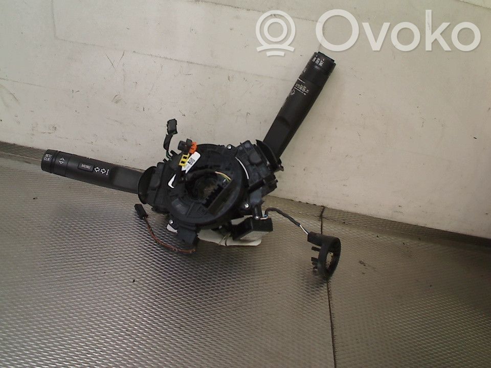 Opel Corsa E Pulsanti/interruttori sul volante