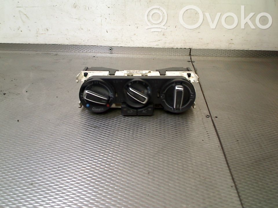 Volkswagen Polo V 6R Centralina del climatizzatore 