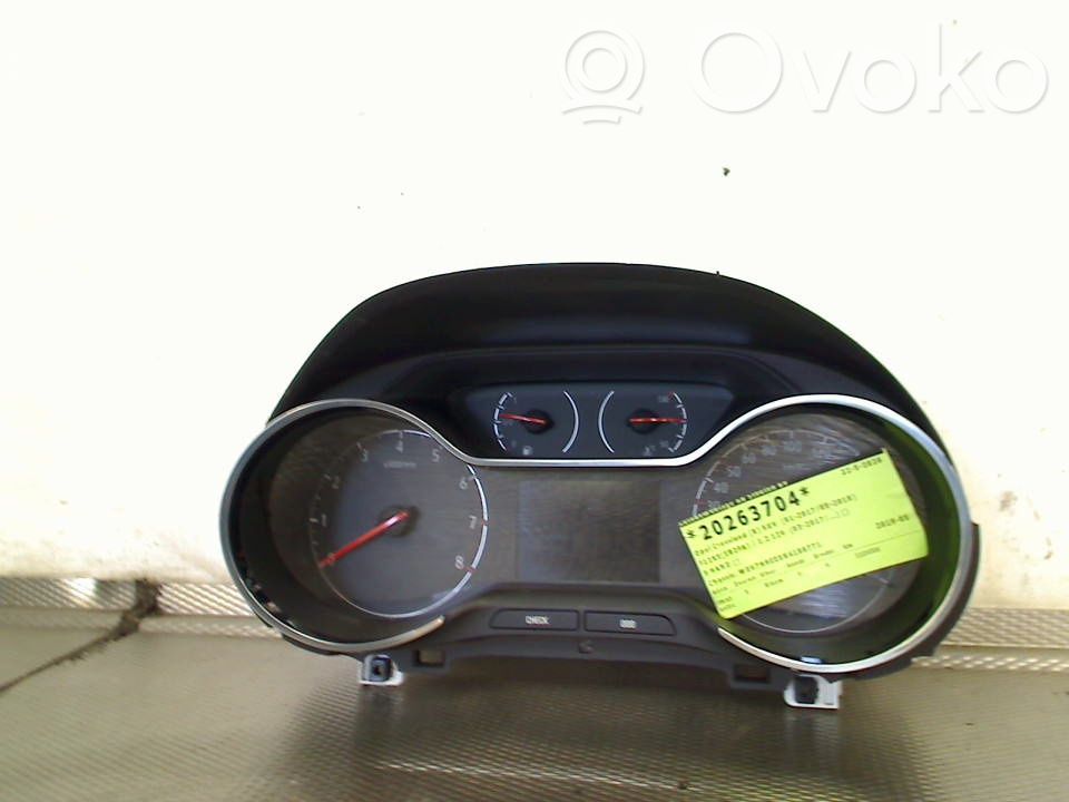 Opel Crossland X Licznik / Prędkościomierz 