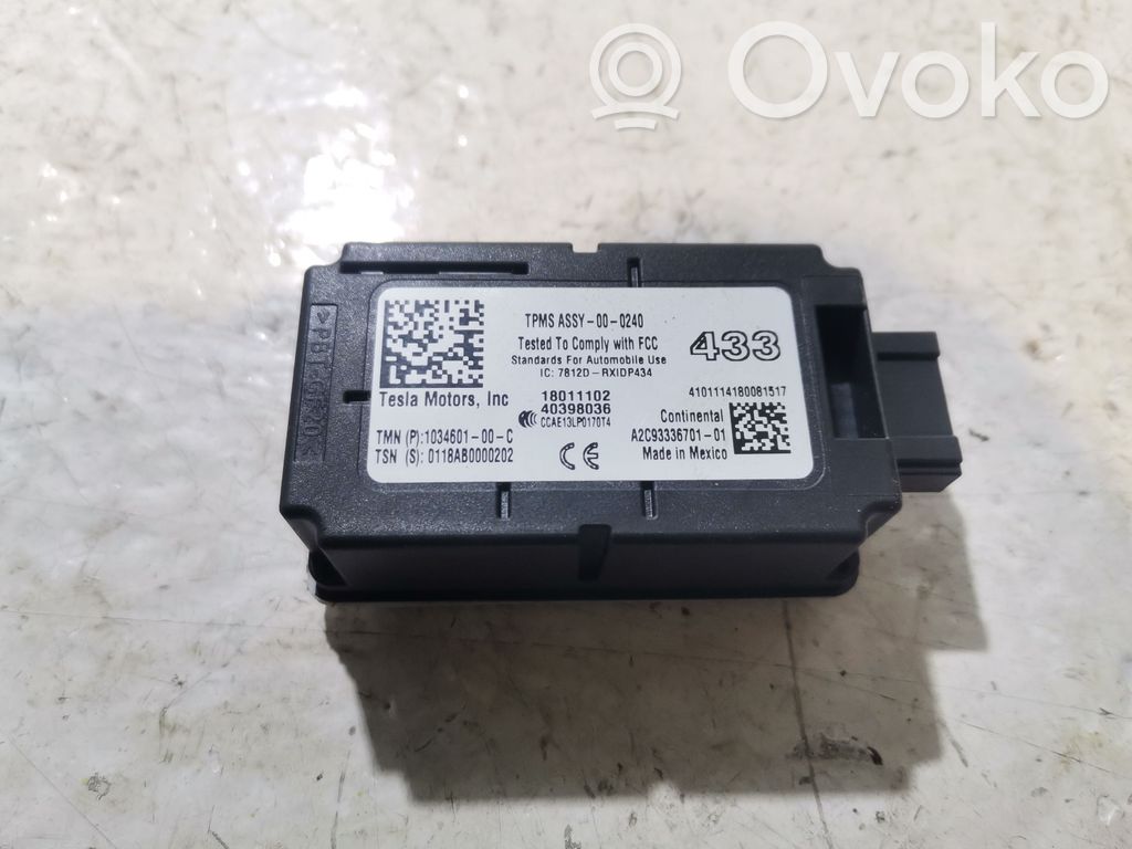 Tire pressure control unit   A2C93336701,18011102