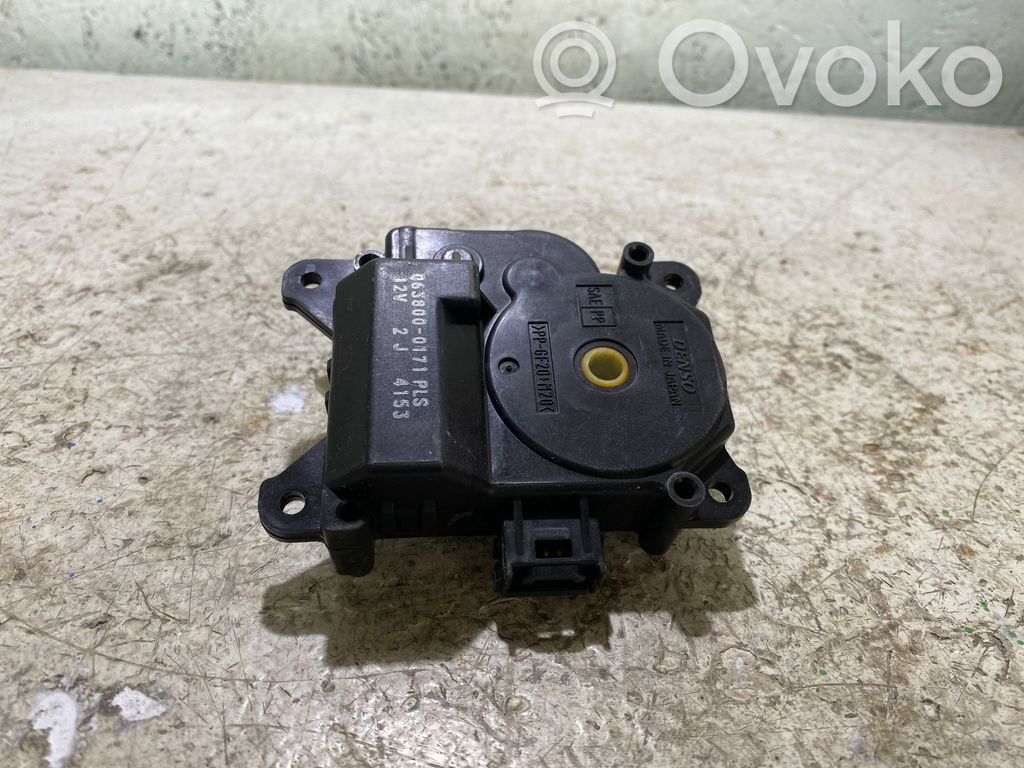 Lexus IS 220D-250-350 Oro sklendės varikliukas 
