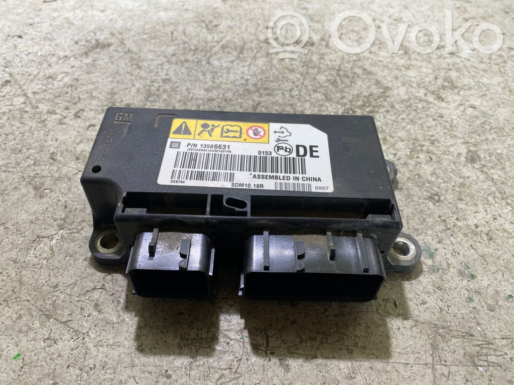 Buick Encore I Airbag control unit/module 