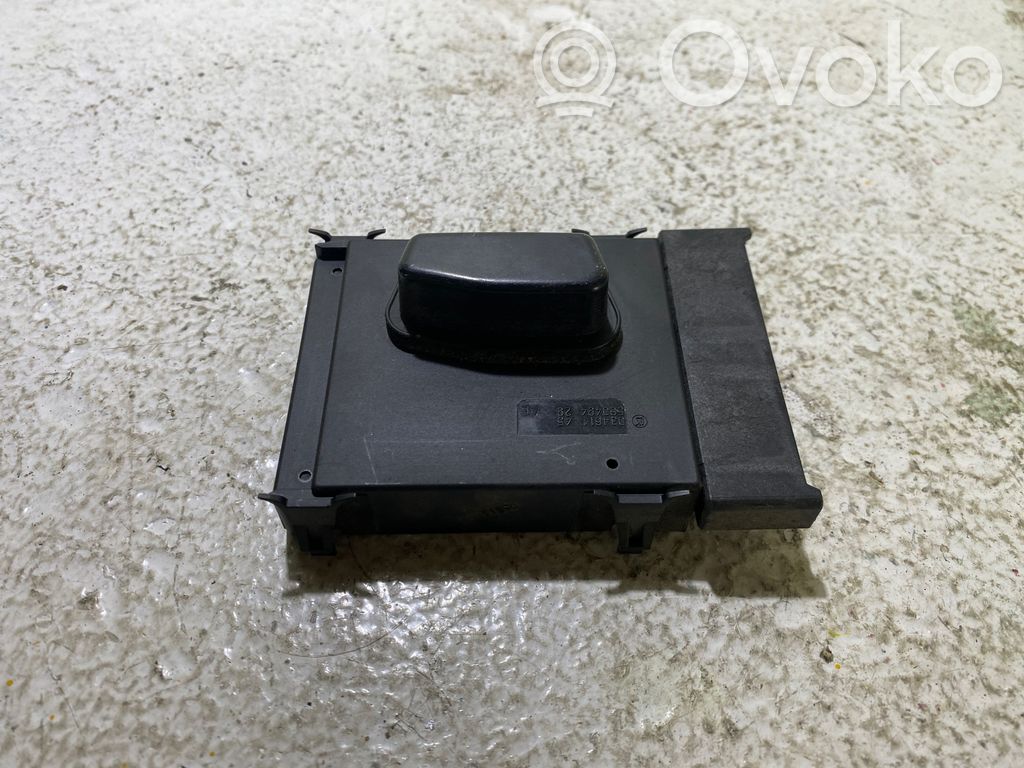 Dodge Challenger Seat adjustment knob 