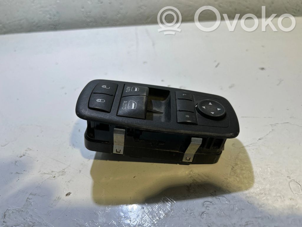 Electric window control switch   68183752AE,231200