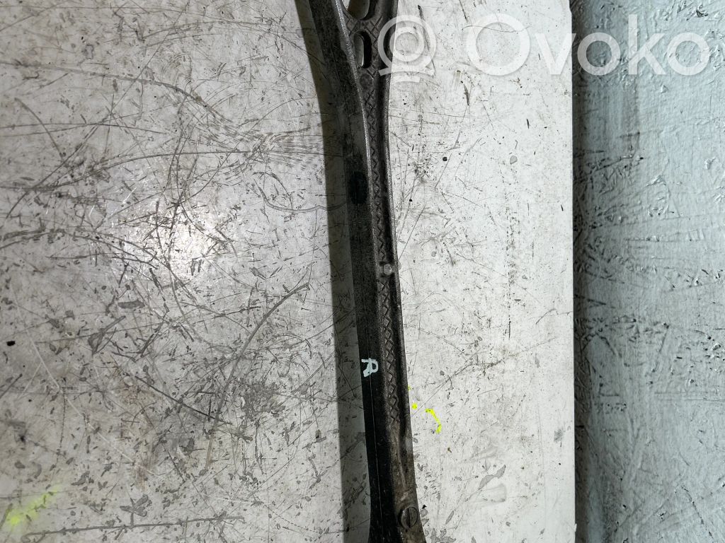 Rear control arm