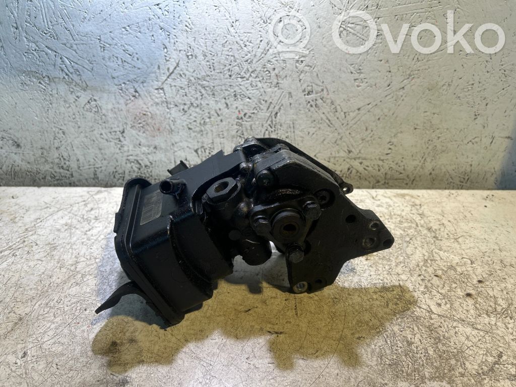 Power steering pump   6756575,7692974519,14902,1095155,10954570,1095748,1095845,32411095155,32411095748,32411095749,32411095750,32416750938,32416754172,32416756575,32416756930,32416757465,32416761876,6757465,6757914,6761876,6762279