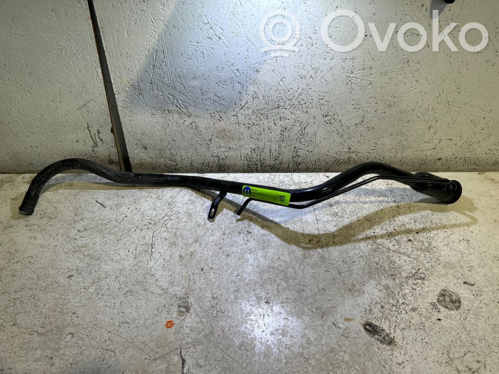 Dodge Challenger Conductă umplere rezervor combustibil 