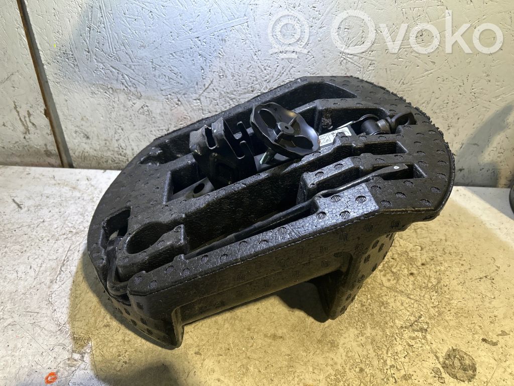 Jeep Grand Cherokee Set scule 