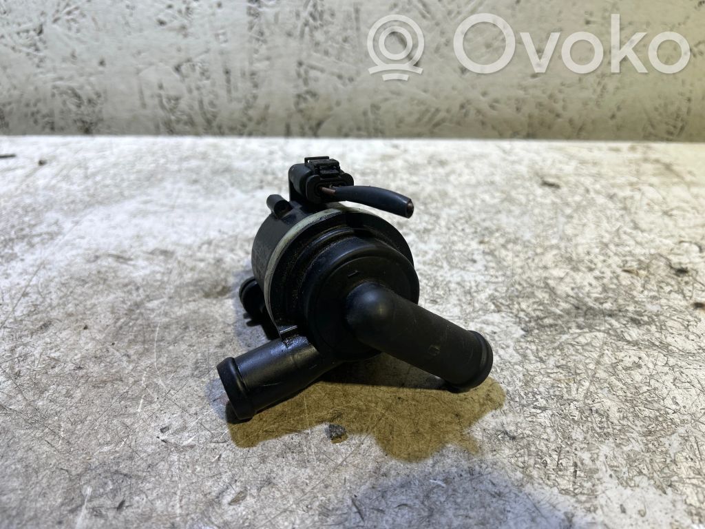 Audi A6 S6 C6 4F Zusatzwasserpumpe 