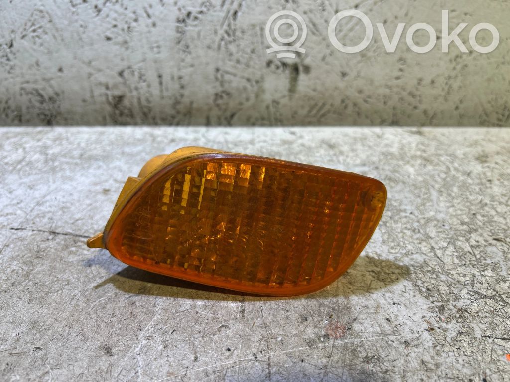 Ford Focus Front indicator light 