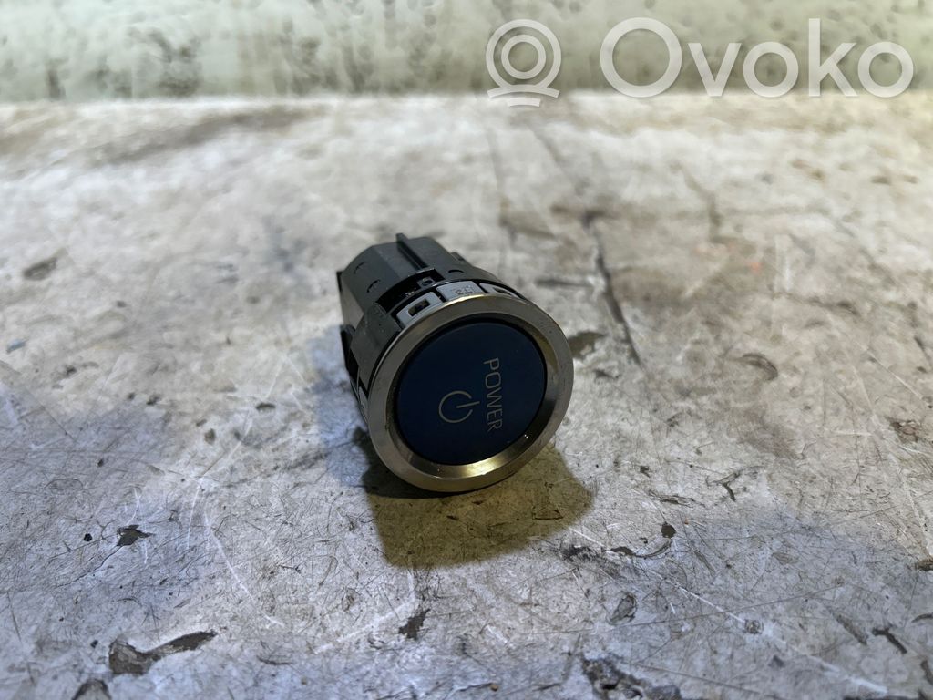 Engine start stop button switch   D34,000231,4522