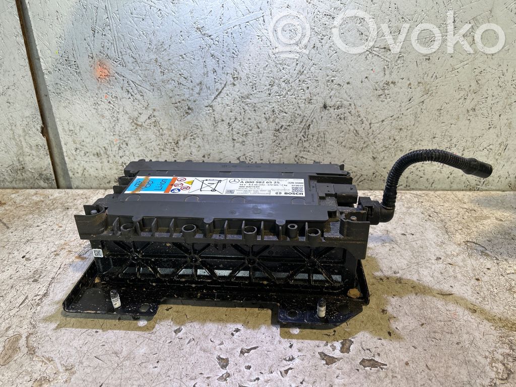 Mercedes-Benz A W177 AMG Baterie auto 