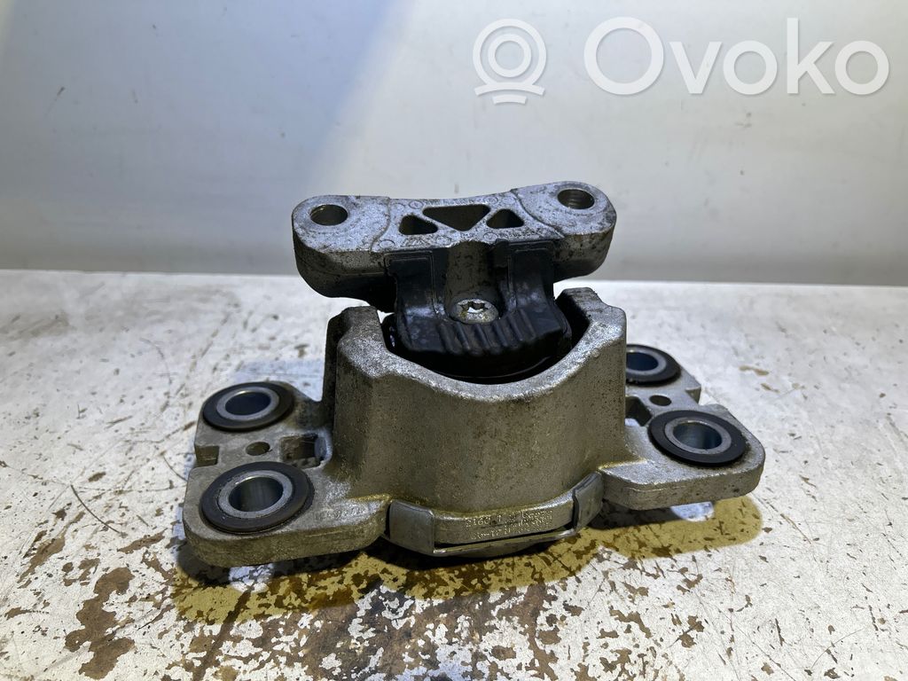 Land Rover Evoque I Engine mount bracket 