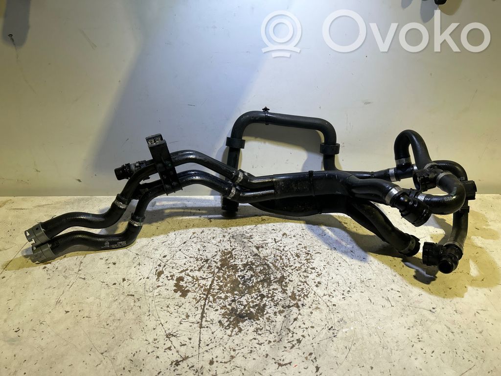 Mercedes-Benz EQA Conductă/furtun lichid de răcire motor 