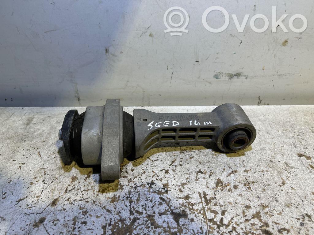 KIA Ceed Engine mount bracket 