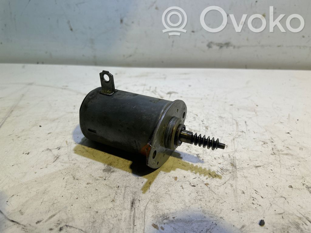 BMW 3 E90 E91 Valve oil control 