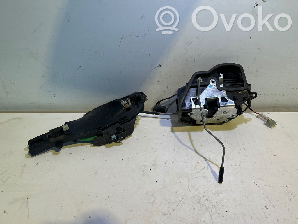 BMW X3 F25 Rear door lock 